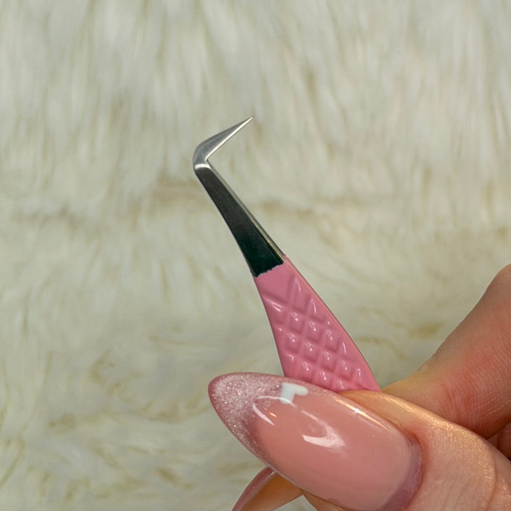 Cleo ~ Fine Fibre Tip 90° Boot Tweezer