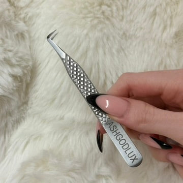 LASHGODLUX ~ Fine Tip 90° Boot Tweezer