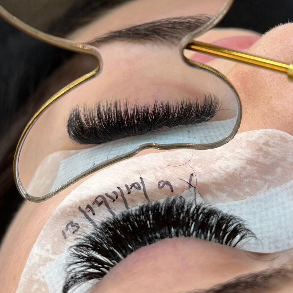 Lashgod OG Jet Black Volume Single Length Tray