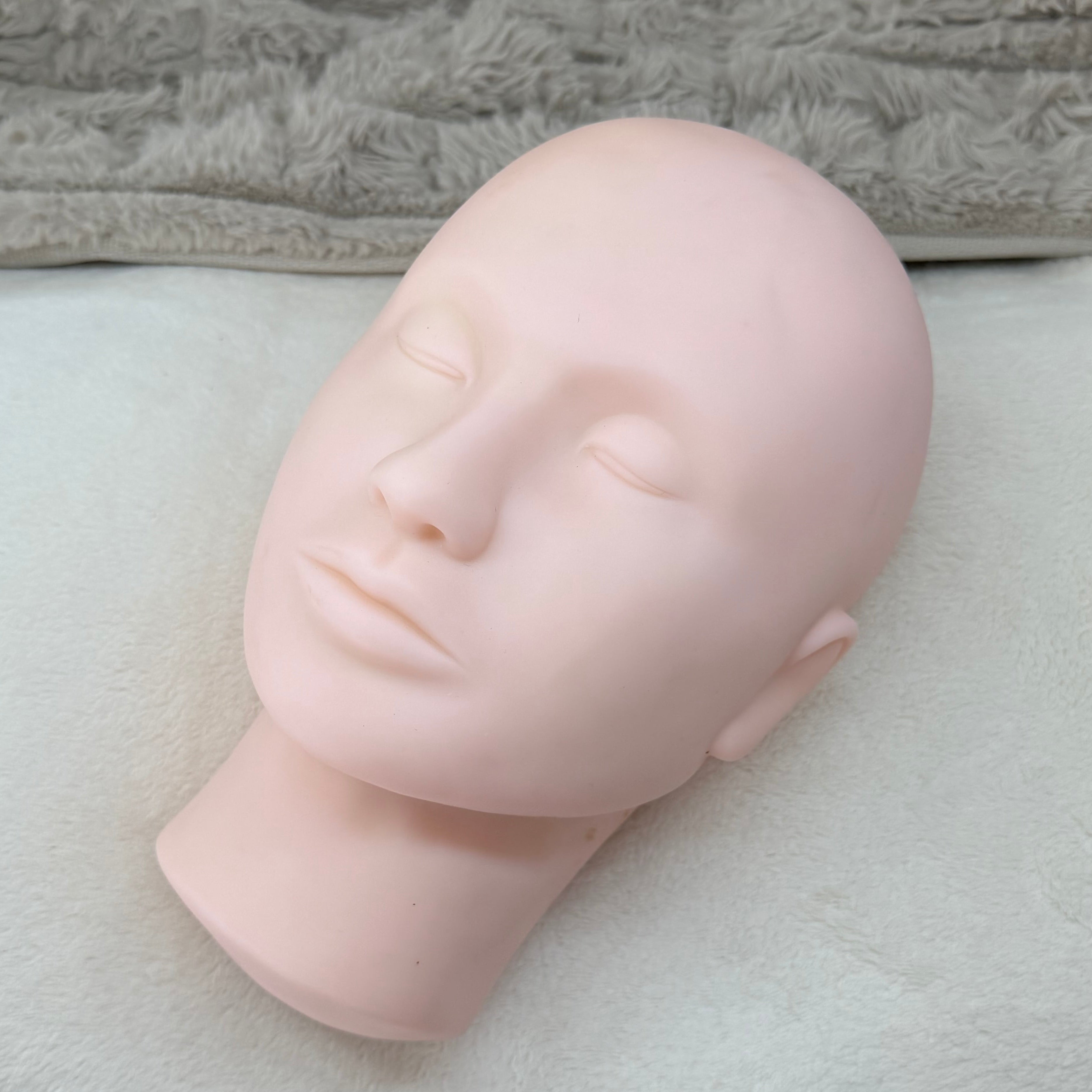 Mannequin Head