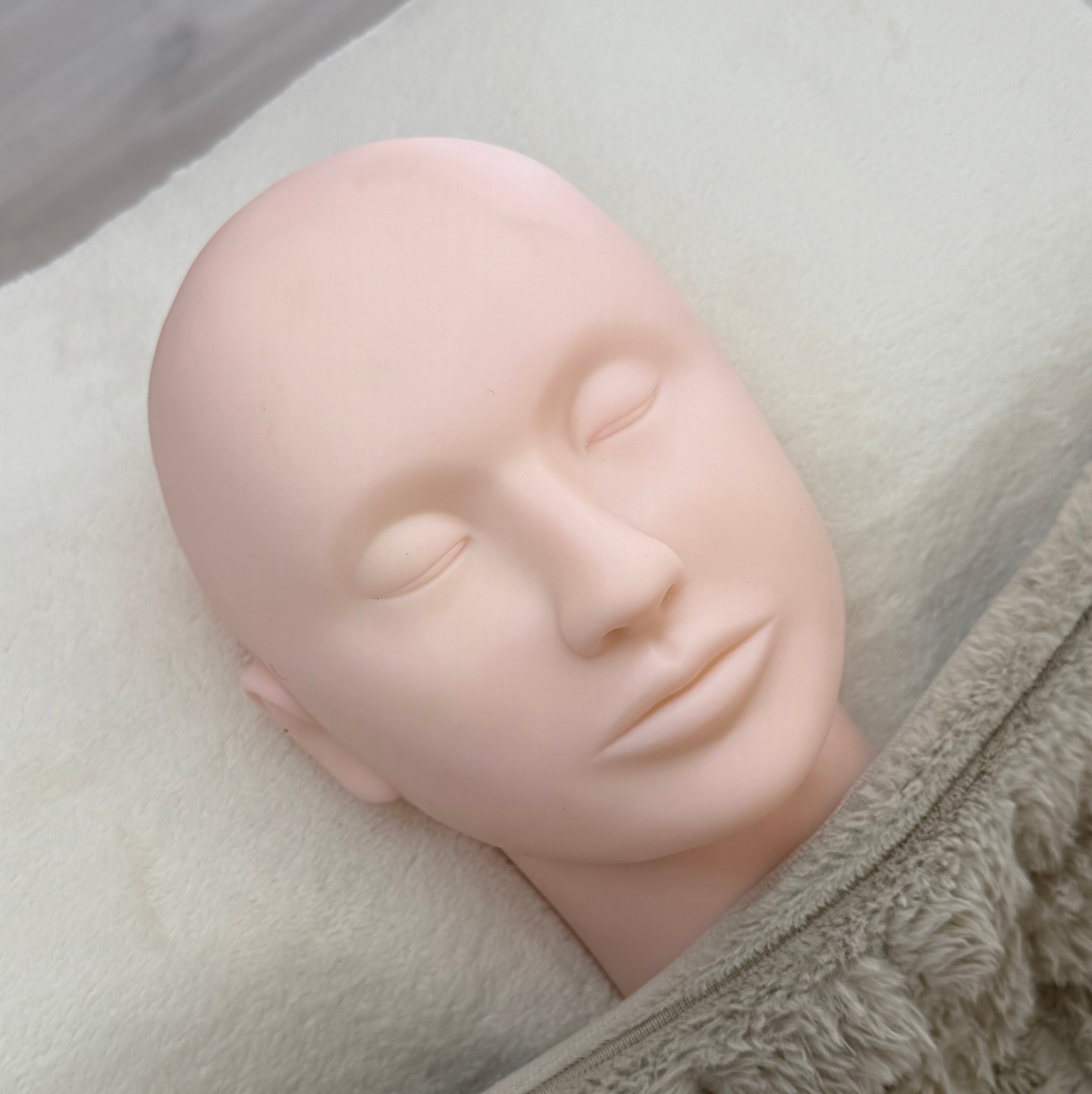 Mannequin Head